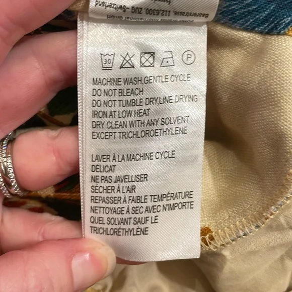 Farm Rio Delicate Garden Crop Top - Picture 8 of 8